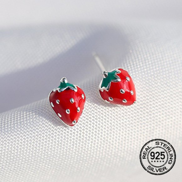 Strawberry Earrings - Picture 14 of 14